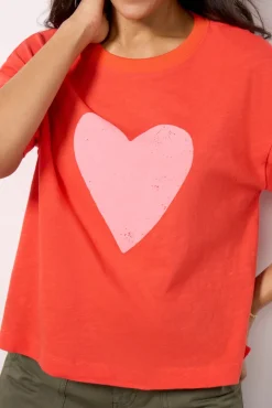 Tops & Tees<EVEREVE Heart Perfect Tee Red/Pink