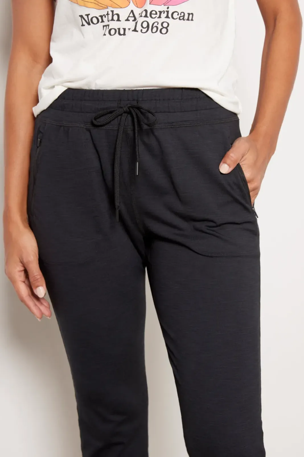 Pants & Leggings<BEYOND YOGA Heather Rib Street Jogger Black