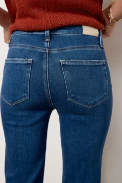 Jeans<PAIGE High Rise Laurel Canyon 32` Acapella