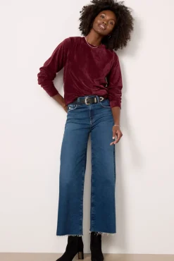 Sweatshirts<EVEREVE Holly Velour Pleated Pullover Wine