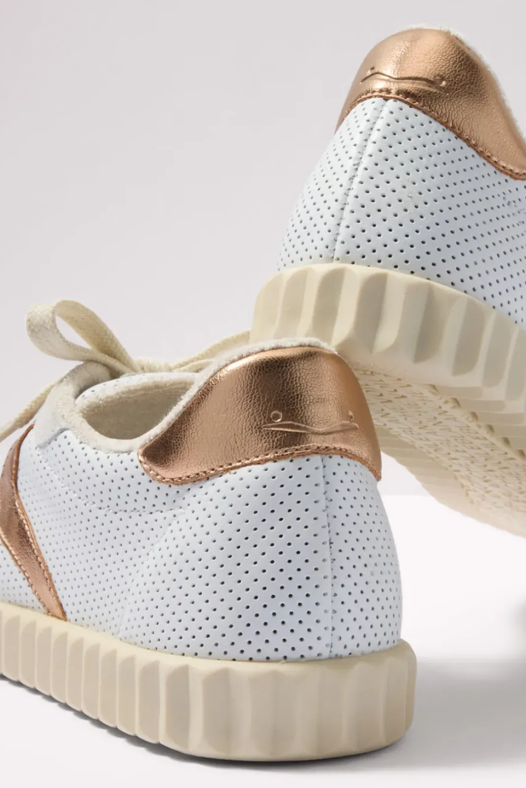 Shoes<VOILE BLANCHE Ines Mesh Sneaker White