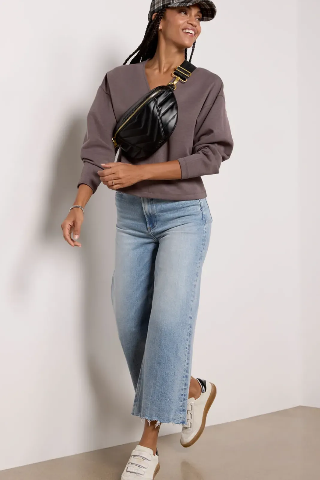 Tops & Tees<EVEREVE Ivy Sleek Top Mushroom