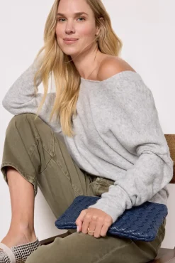 Sweaters<EVEREVE Jessie Off Shoulder Pullover Icygrey