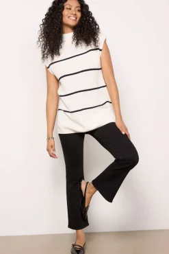 Pants & Leggings<FRAME Jetset Crop Mini Boot Pintuck Sheennoir