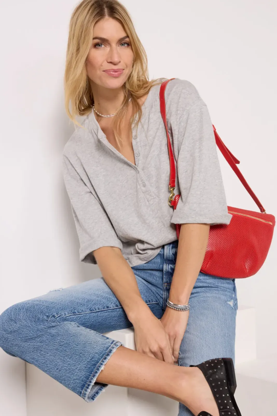 Tops & Tees<EVEREVE Jett Relaxed Henley Tee Heathergrey