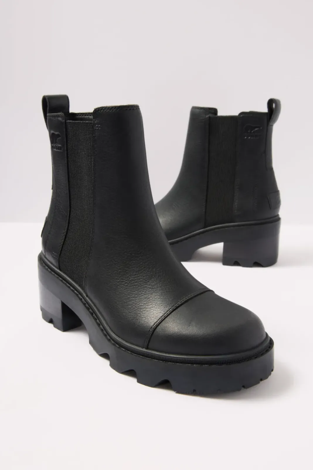 Shoes<SOREL Joan Now Chelsea Boot Black