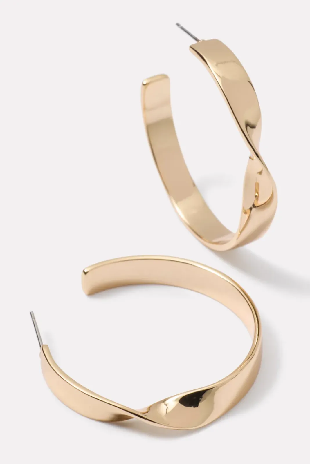 Jewelry<EVEREVE Kay Twisted Statement Hoop Gold