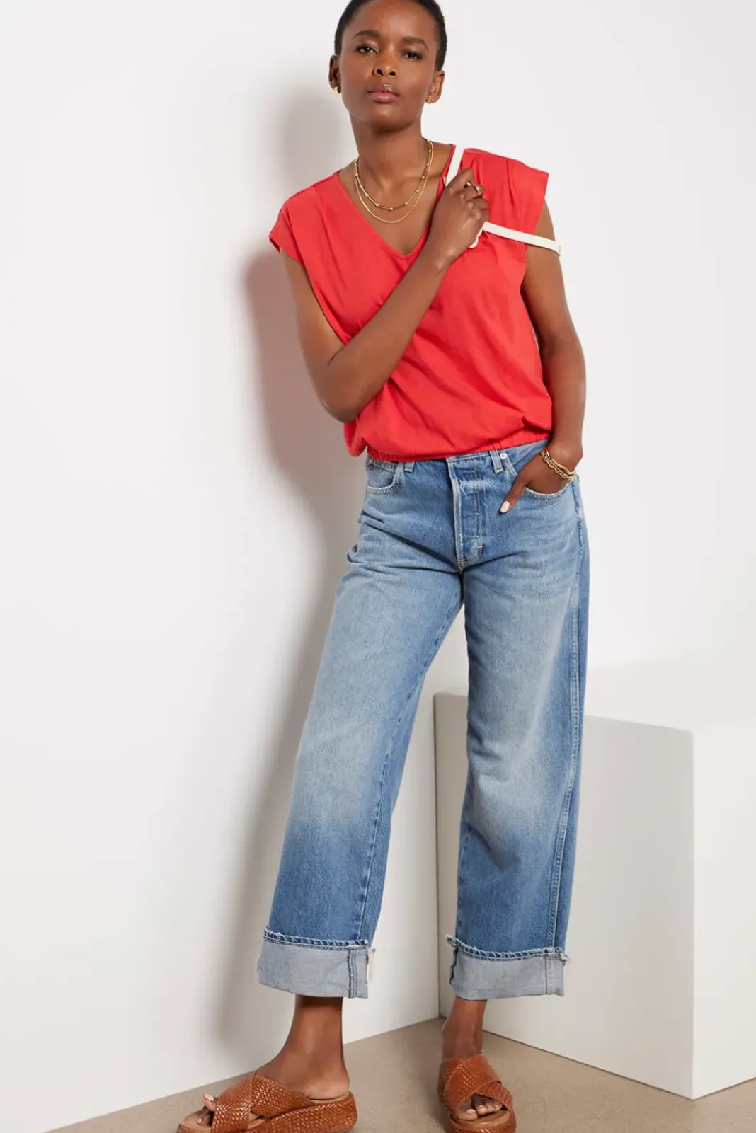 Tops & Tees<EVEREVE Kinsley Pleated Shoulder Top Red
