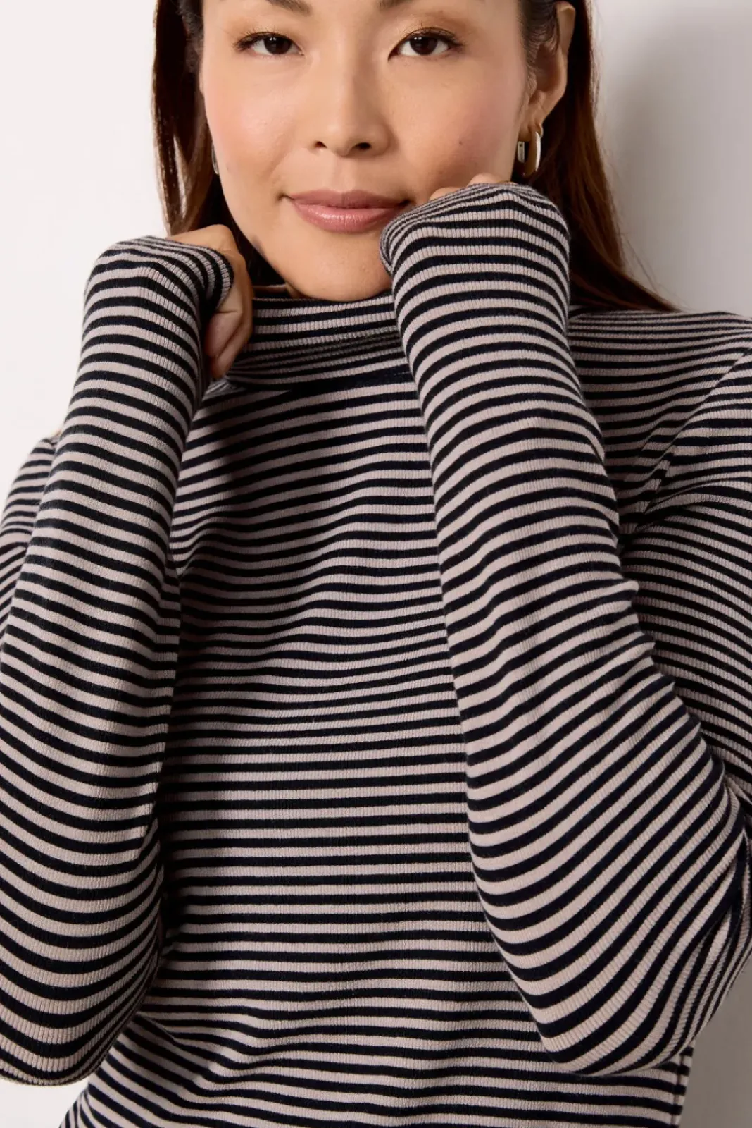 Tops & Tees<EVEREVE Kody Stripe Turtleneck Taupe/Black