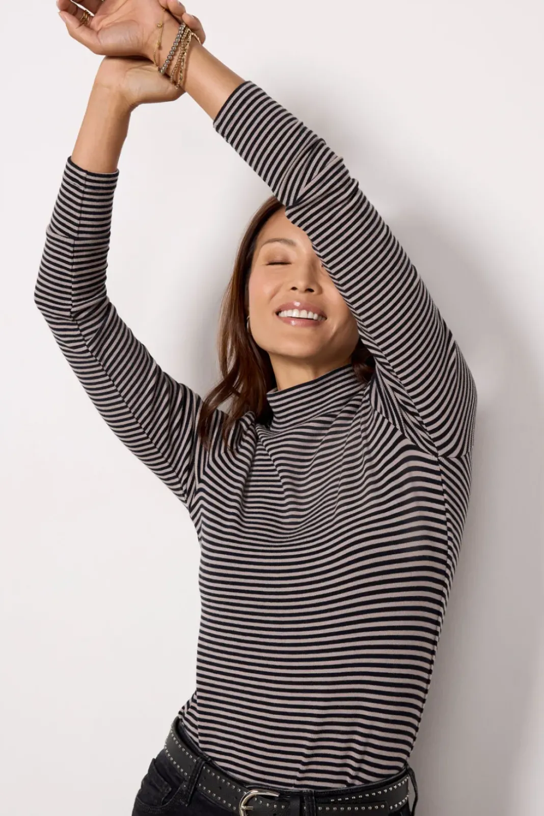 Tops & Tees<EVEREVE Kody Stripe Turtleneck Taupe/Black