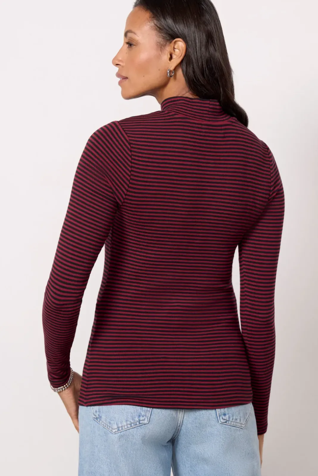 Tops & Tees<EVEREVE Kody Stripe Turtleneck Winestripe