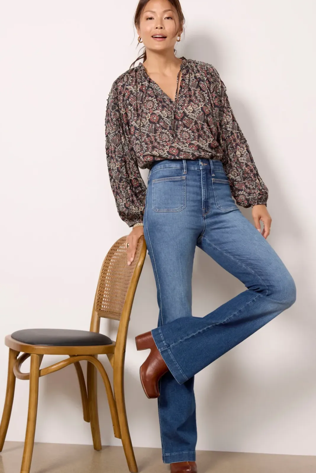 Tops & Tees<EVEREVE Kylie Ikat Blouse Navymulti