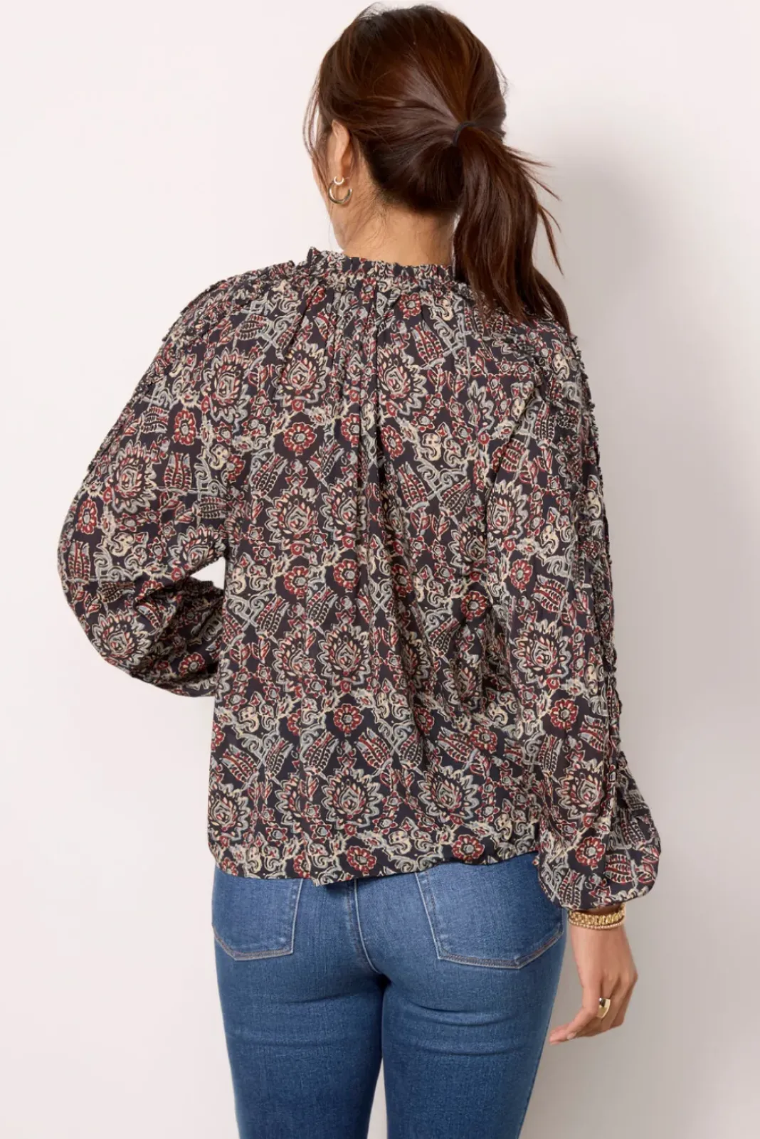 Tops & Tees<EVEREVE Kylie Ikat Blouse Navymulti
