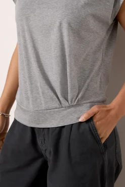 Tops & Tees<EVEREVE Lara Twist Muscle Tee Heathergrey
