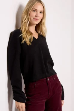 Sweaters<LNA Latigo V Neck Sweater Black