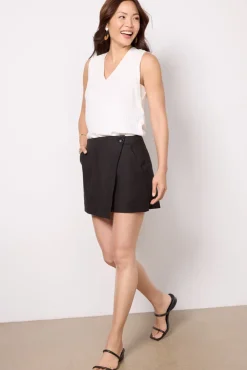 Skirts<EVEREVE Layla Stretch Linen Skort Black