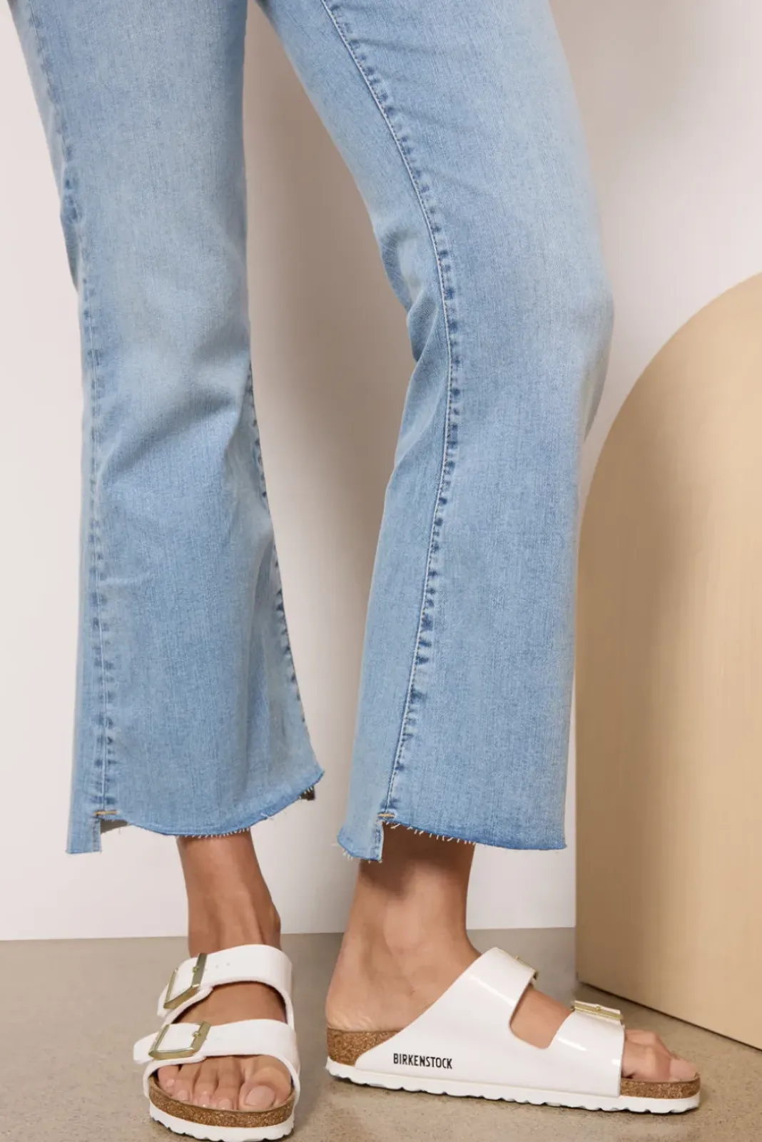 Jeans<FRAME Le Crop Mini Boot Colorado