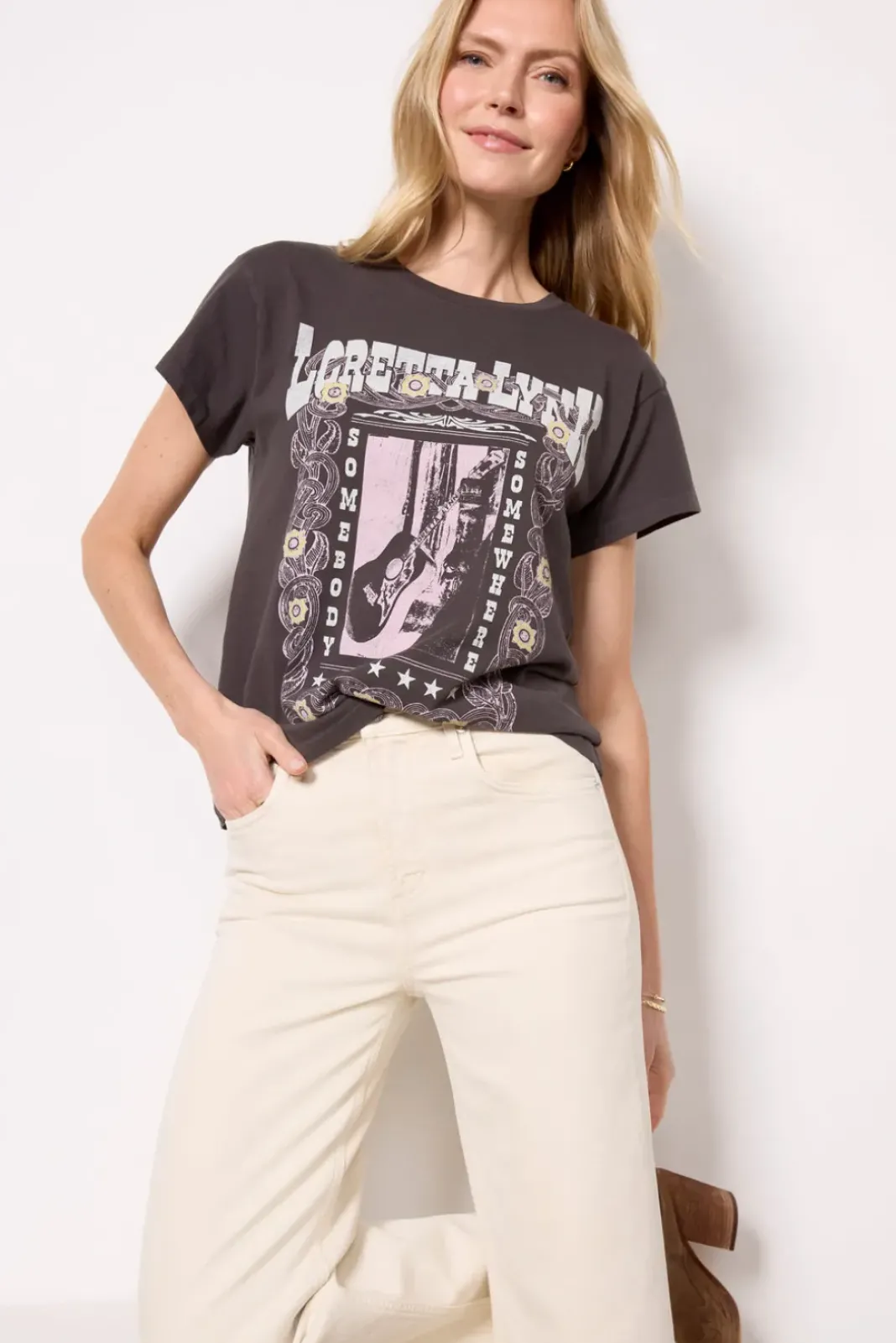 Tops & Tees<DAYDREAMER Loretta Lynn Tee Reactiveblack