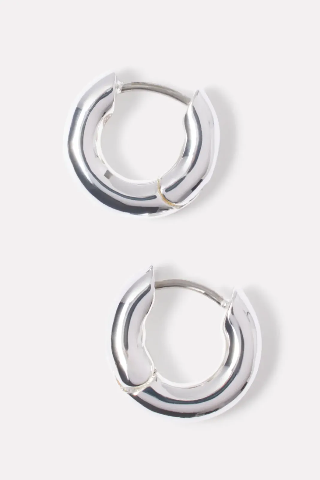 Jewelry<GORJANA Lou Huggies Silver