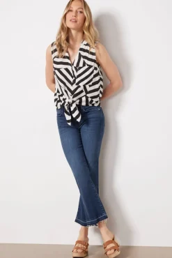 Tops & Tees<EVEREVE Mara Tie Front Top Black/White