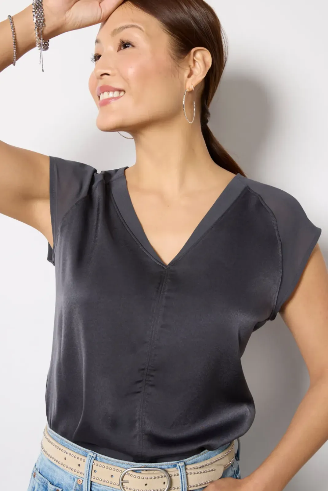 Tops & Tees<EVEREVE Mariah Remix Satin Tee Ebony