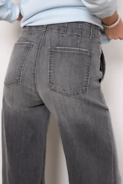 Jeans<KUT FROM THE KLOTH Meg Utility w Raw Hem Unification