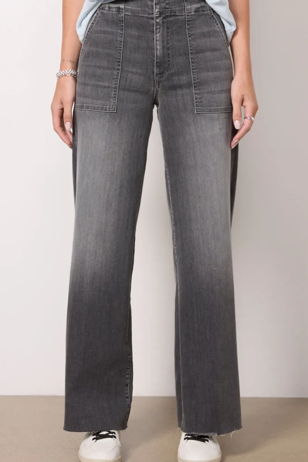 Jeans<KUT FROM THE KLOTH Meg Utility w Raw Hem Unification