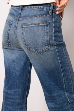 Jeans<KUT FROM THE KLOTH Meg Wide Leg w Seaming Teamwork