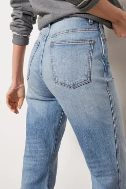 Jeans<KUT FROM THE KLOTH Melissa Straight 33` Renewed