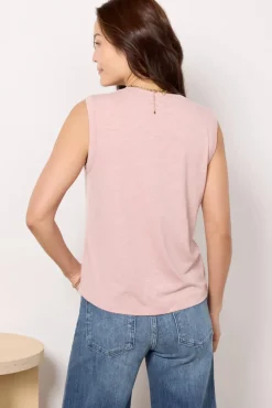 Tops & Tees<EVEREVE Mika Smocked Tank Adoberose