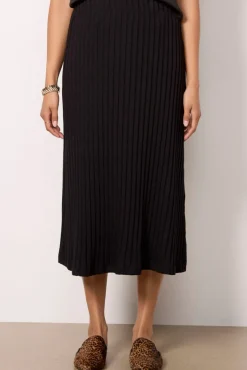 Skirts<MICHAEL STARS Molly Midi Skirt W/ Slit Black