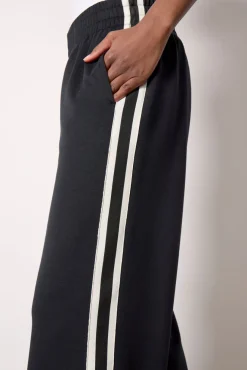 Pants & Leggings|Matching Sets<EVEREVE Nia Varsity Track Pant Black