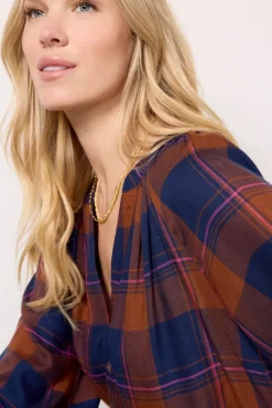 Tops & Tees<EVEREVE Norah Plaid Top Rust/Pink/Navy
