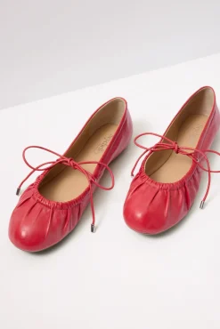 Shoes<SEYCHELLES Oh Darling Flat Red