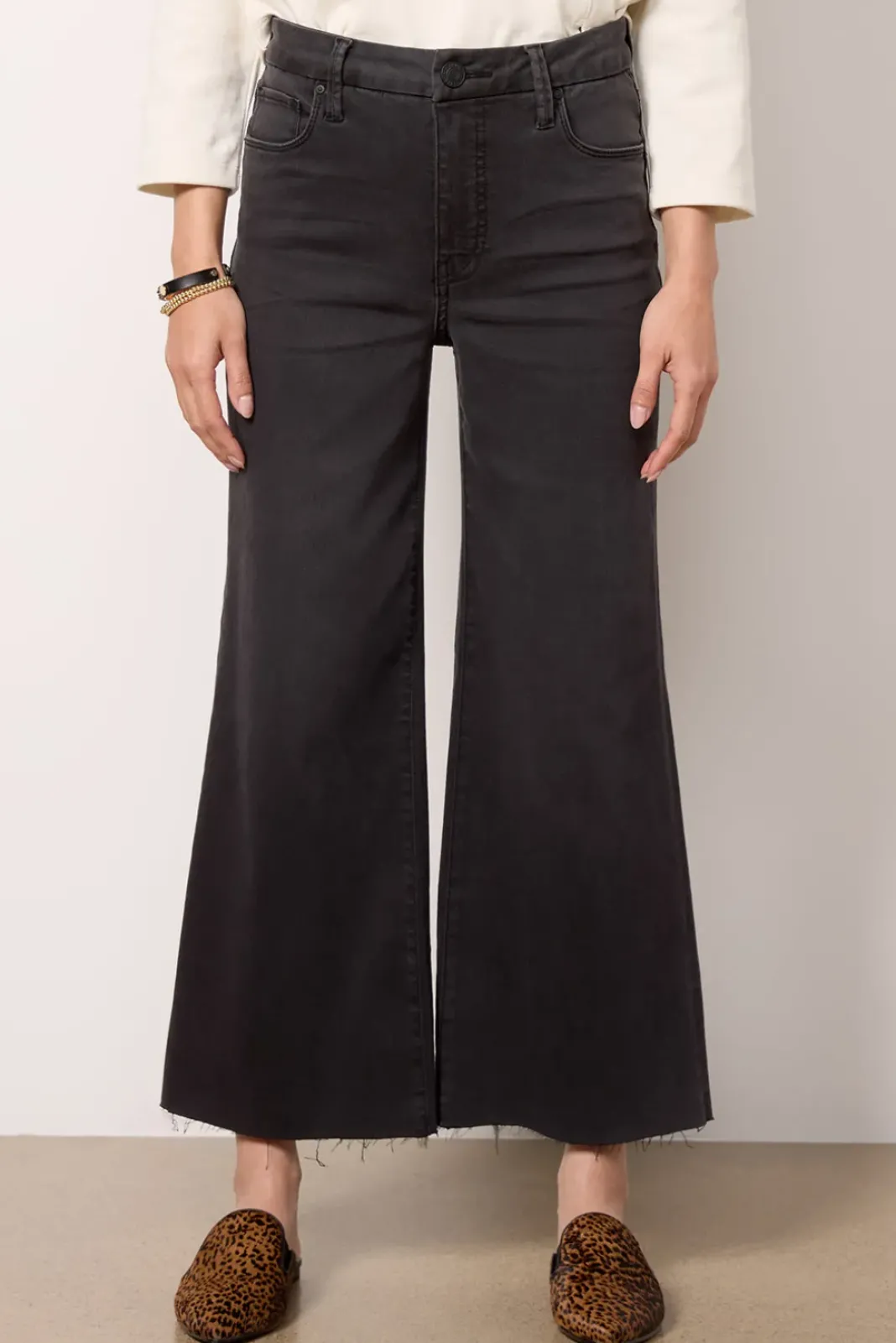 Jeans<KUT FROM THE KLOTH Petite Meg Wide Leg Experiences