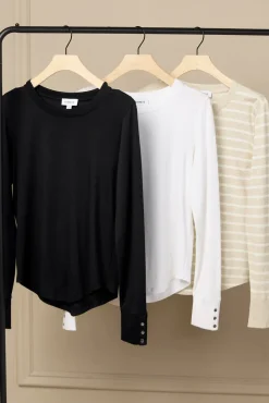 Tops & Tees<EVEREVE Peyton Snap Cuff Tee White