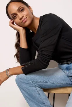 Tops & Tees<EVEREVE Peyton Snap Cuff Tee Black