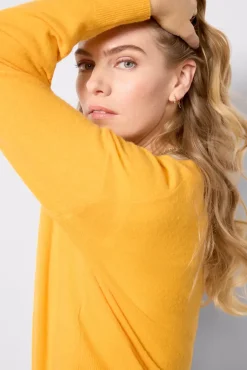 Sweaters<AMERICAN VINTAGE Raxow V-Neck Sweater Nectarine