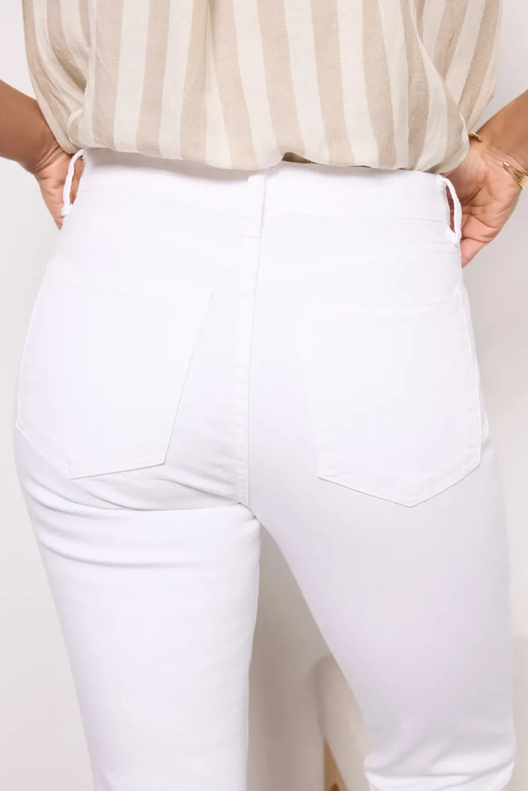 Jeans<KUT FROM THE KLOTH Reese Ankle Straight Opticwhite