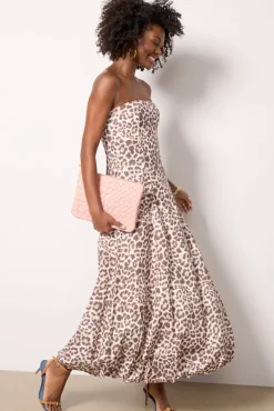 Dresses<KIVARI Maxi Reese