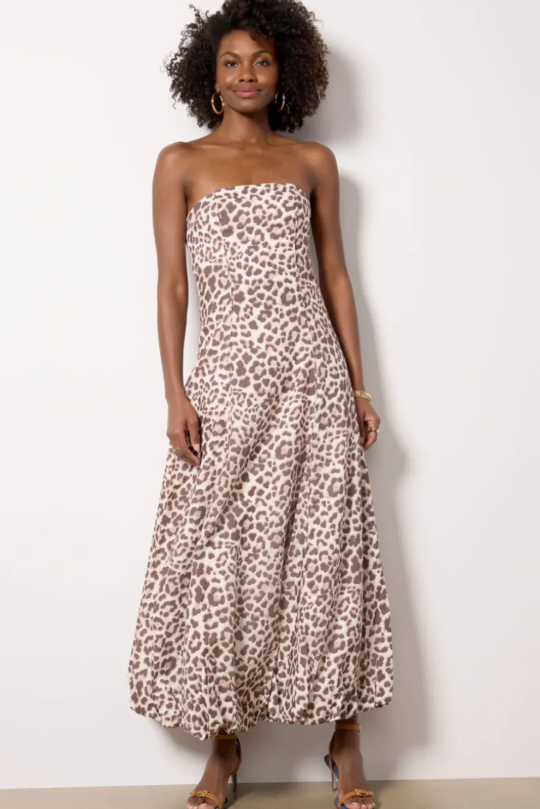 Dresses<KIVARI Maxi Reese