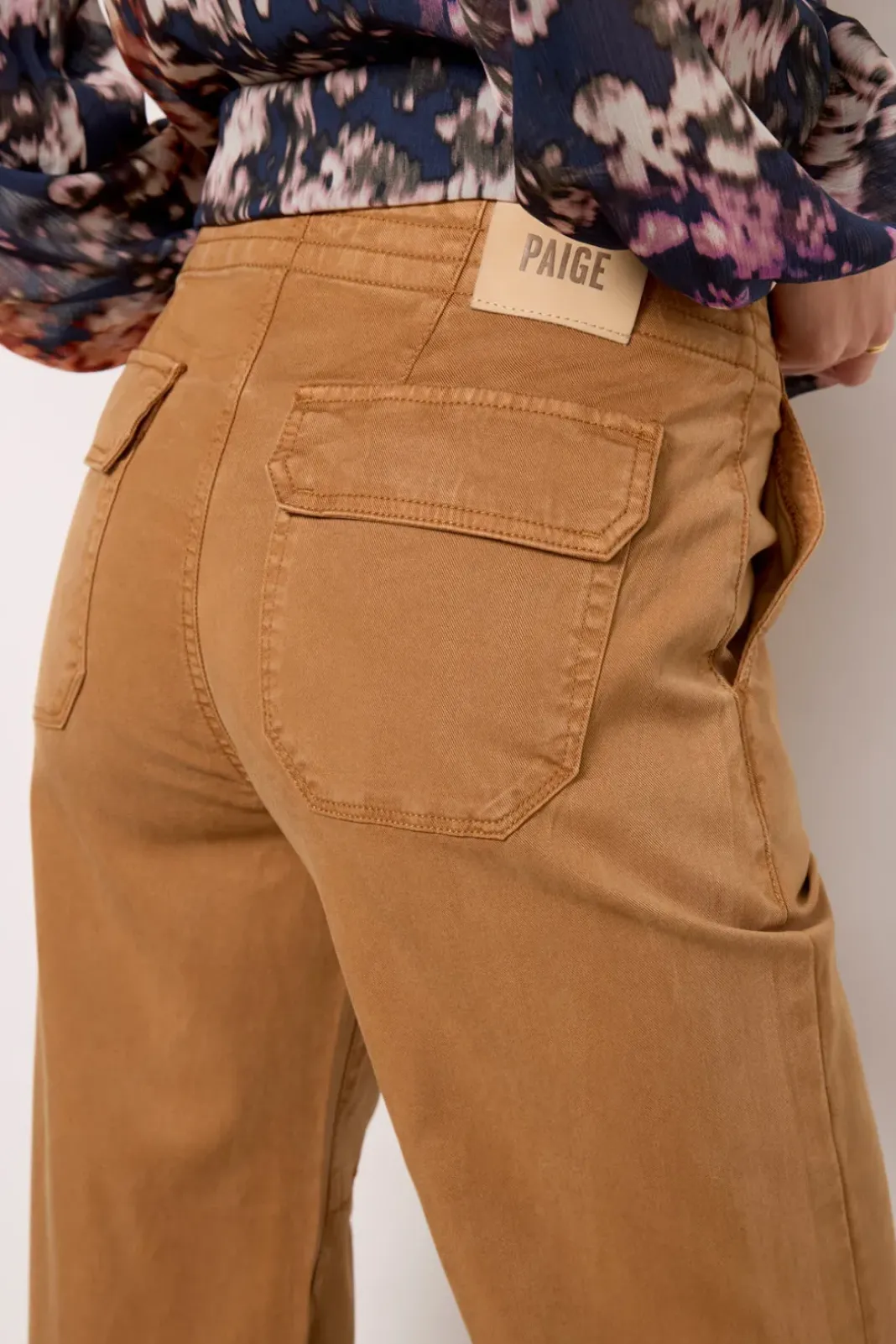 Pants & Leggings<PAIGE Reid Jogger Milkcocoa