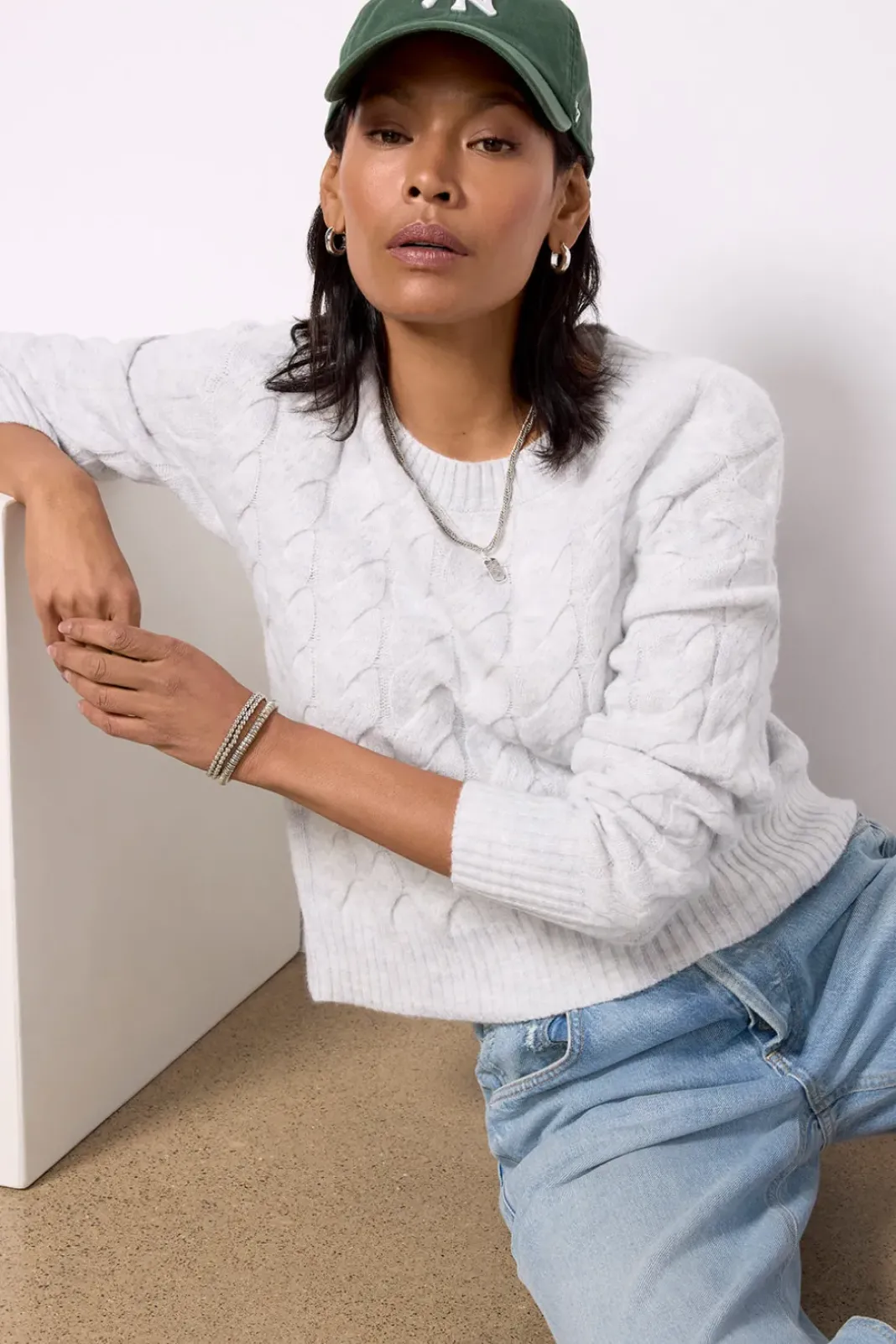 Sweaters<EVEREVE Renee Cable Pullover Grey