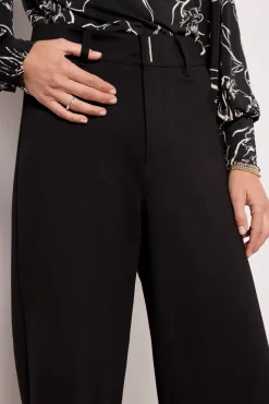 Pants & Leggings<PAIGE Roderika Pant Black