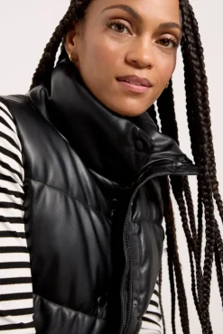 Blazers & Jackets<EVEREVE Rowan Puffer Vest Blackfauxleather