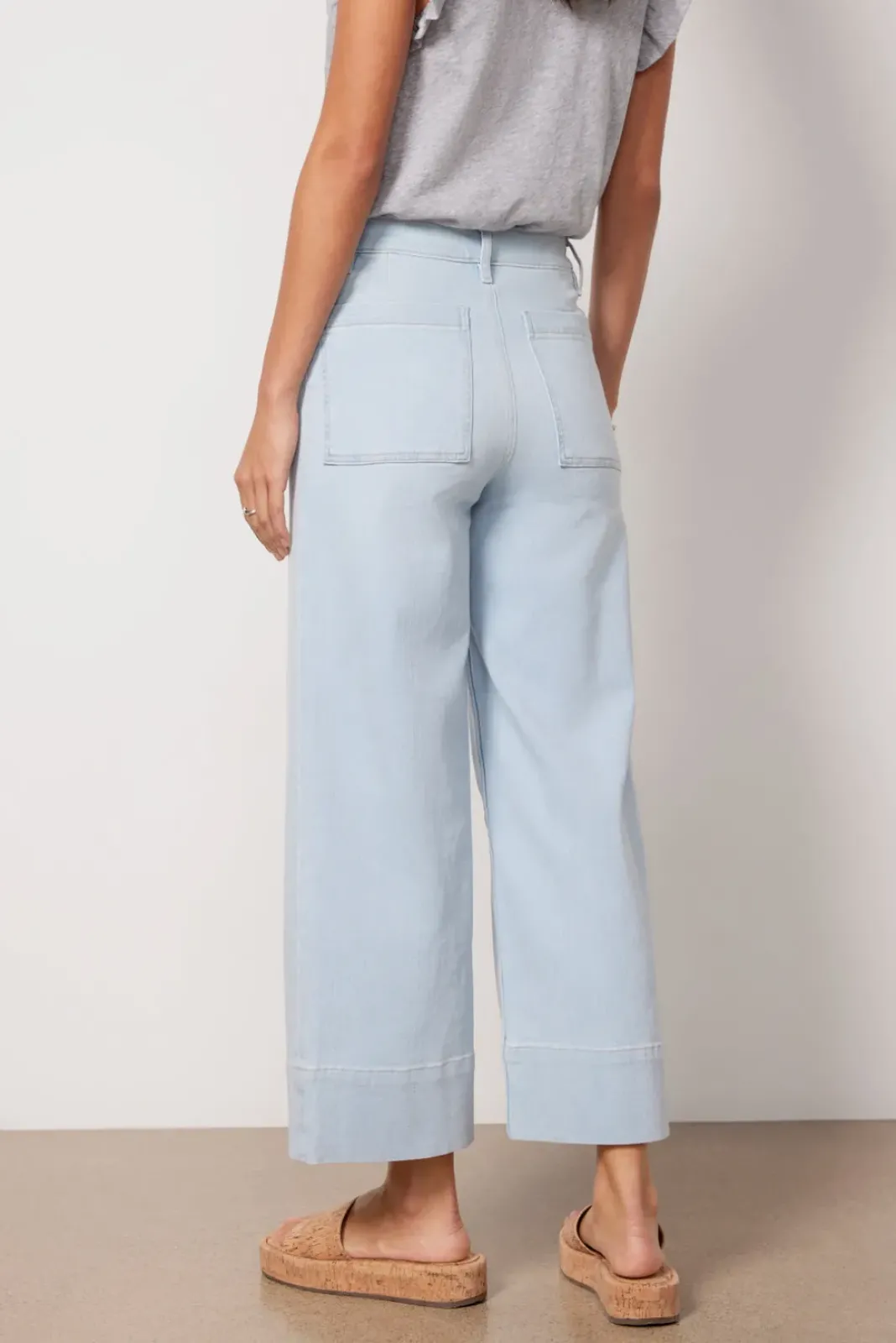 Jeans<FRAME 70s Patch Pocket Crop Clarity