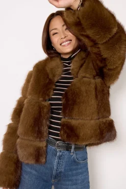Blazers & Jackets<APPARIS Sai Short Coat Mink