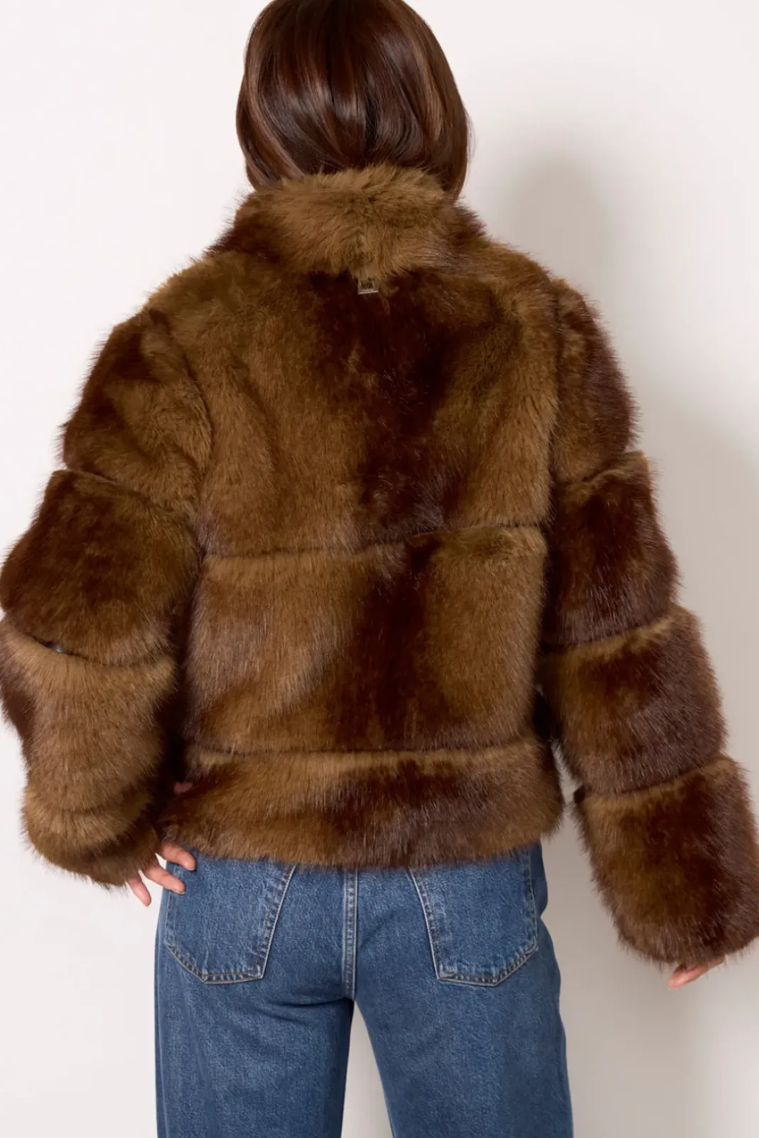 Blazers & Jackets<APPARIS Sai Short Coat Mink