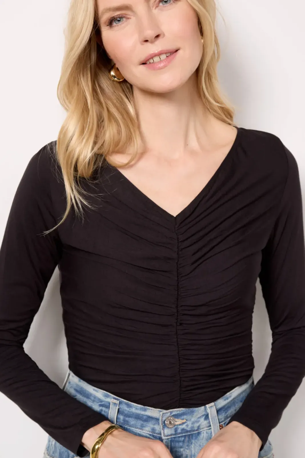 Tops & Tees<LNA Simone Top Black