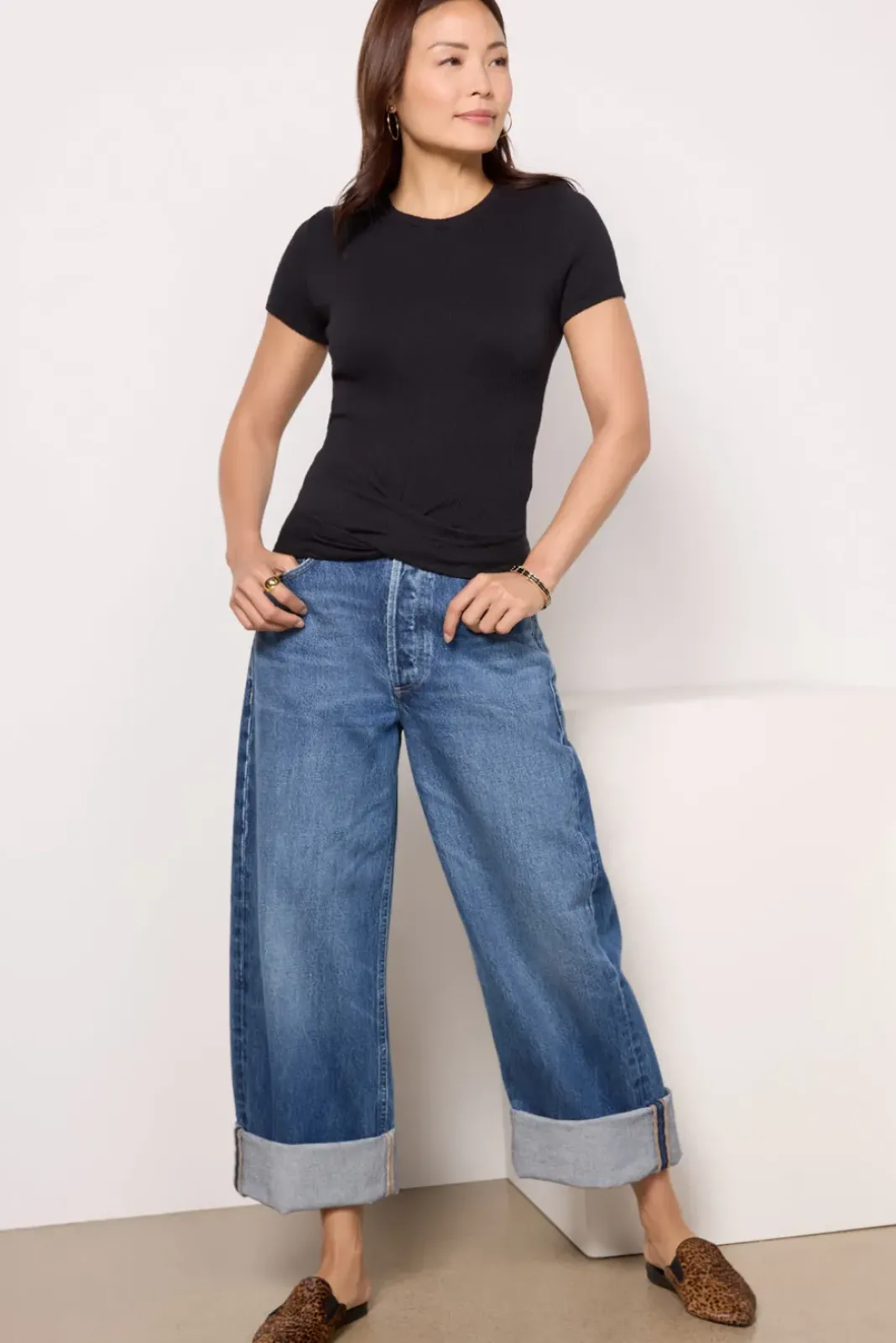Tops & Tees<MICHAEL STARS Stella Twist Front Tee Black